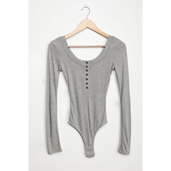 NWT Lulus Womens Heather Gray Long Sleeve Boat Neck Button Ribbed Bodysuit Sz M - Picture 11 of 12